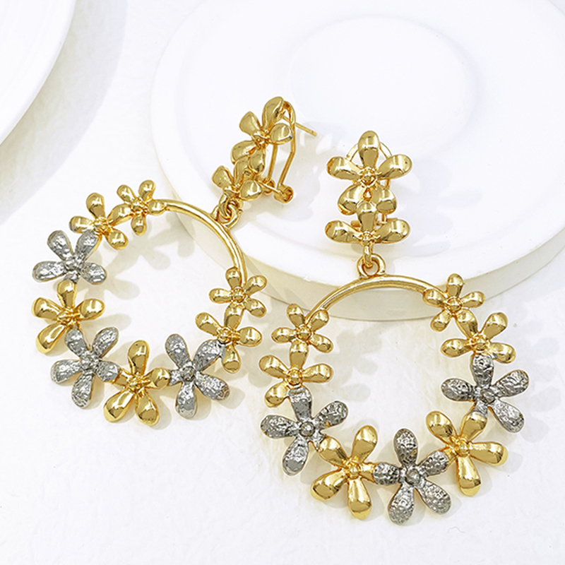 여성용 빅 드롭 귀걸이 18K 금도금 패션 주얼리 두바 - Women'S Accessories Trends 2026 리뷰 및 가격