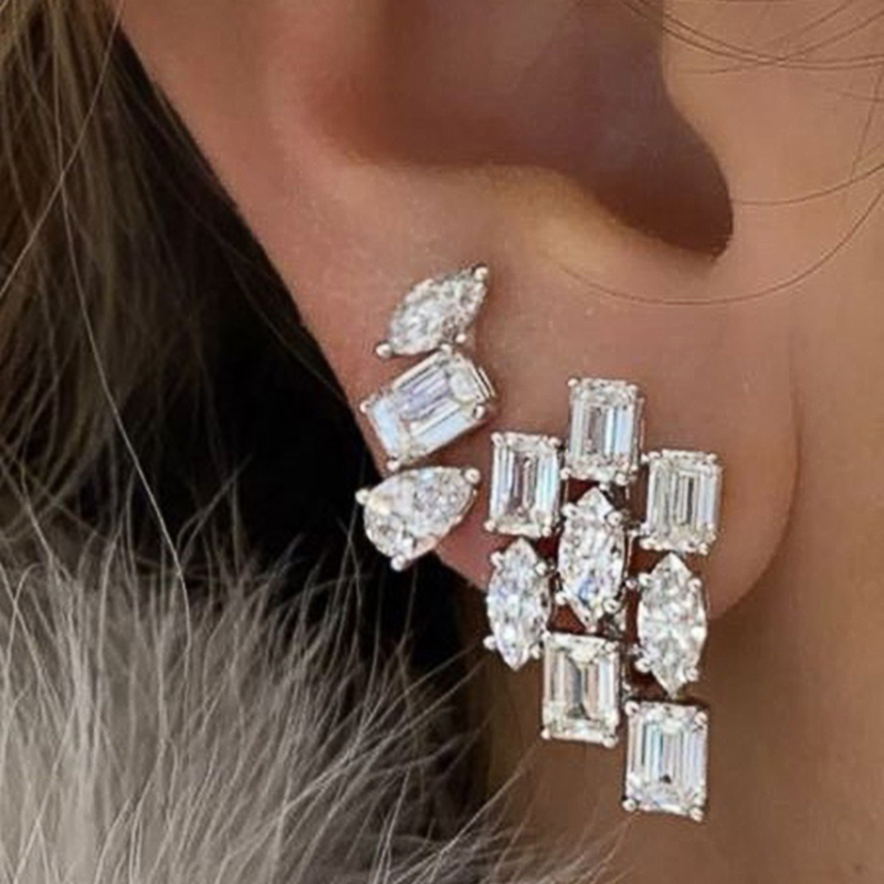 2026 여성용 패션 디자인 스터드 귀걸이, 시크하고  - Women'S Accessories Trends 2026 리뷰 및 가격